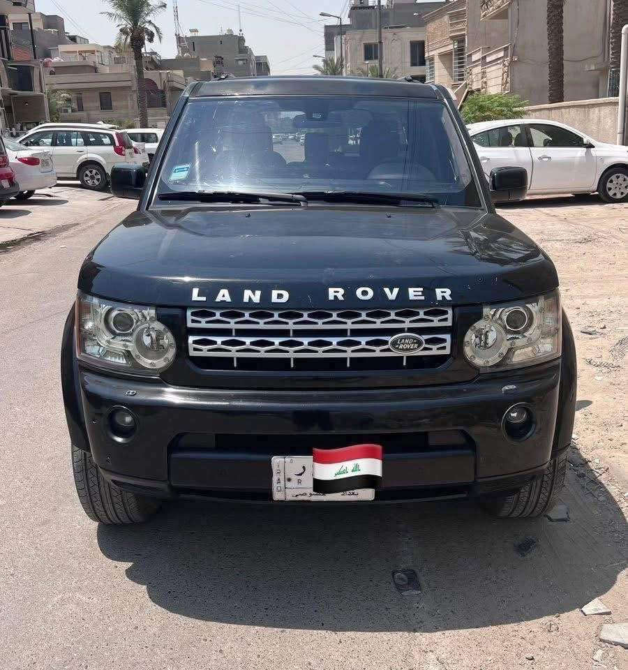 لاند روڤر 2011 وارد امريكي فول مواصفات 1/1 بلاك ادشن بيها صبغ بنيد وجاملغ خلفي مكفول السياره مكينه عادي مو سوبر كير ومكينه وكاله برغي مفاتحين بيها وعل فحص جوبلسات شغاله تبريد ثلج صدر امامي خلفي + تخم تايرات كله جديد السياره  رقم بغداد ب اسمي السيارة جاهزة فيت بم جديد دهن مال شركة اي نقص مابيها
 مكان السيارة بغداد
السعر 135 وبيها مجال للشراي
للاتصال *********** بغداد, العراق
