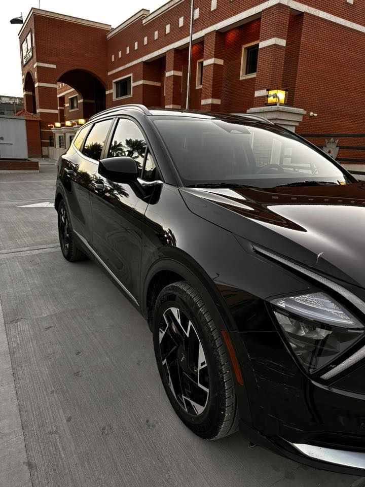 السلام عليكم اسبورتج (L)موديل 2023 مكينه ٢٥٠٠ المرغوب وارد امريكي ضرر دعاميه فقط مكفوله رقم سياره بغداد 
 
السياره L  تكون اطول واعلى من عاديه
موصفات 

كشنات تدفئه 

تبريد قطعتين

هند بريك بصمه

كامره خلفيه 

رادار امامي خلفي

تحديد مسار ذكي 

اوتو هولد

اوتو ستوب 

مانع انزلاق 

نزول منحدرات 

نظام فحص ضغط الايطارات 

نظام abs

ماسحه خلفيه 

لايت زنون

تحكم ستيرن 

٣ انظمه قياده  بعد هواي موصفات بيها 

مكان السياره بغداد  

***********

السعر 193
