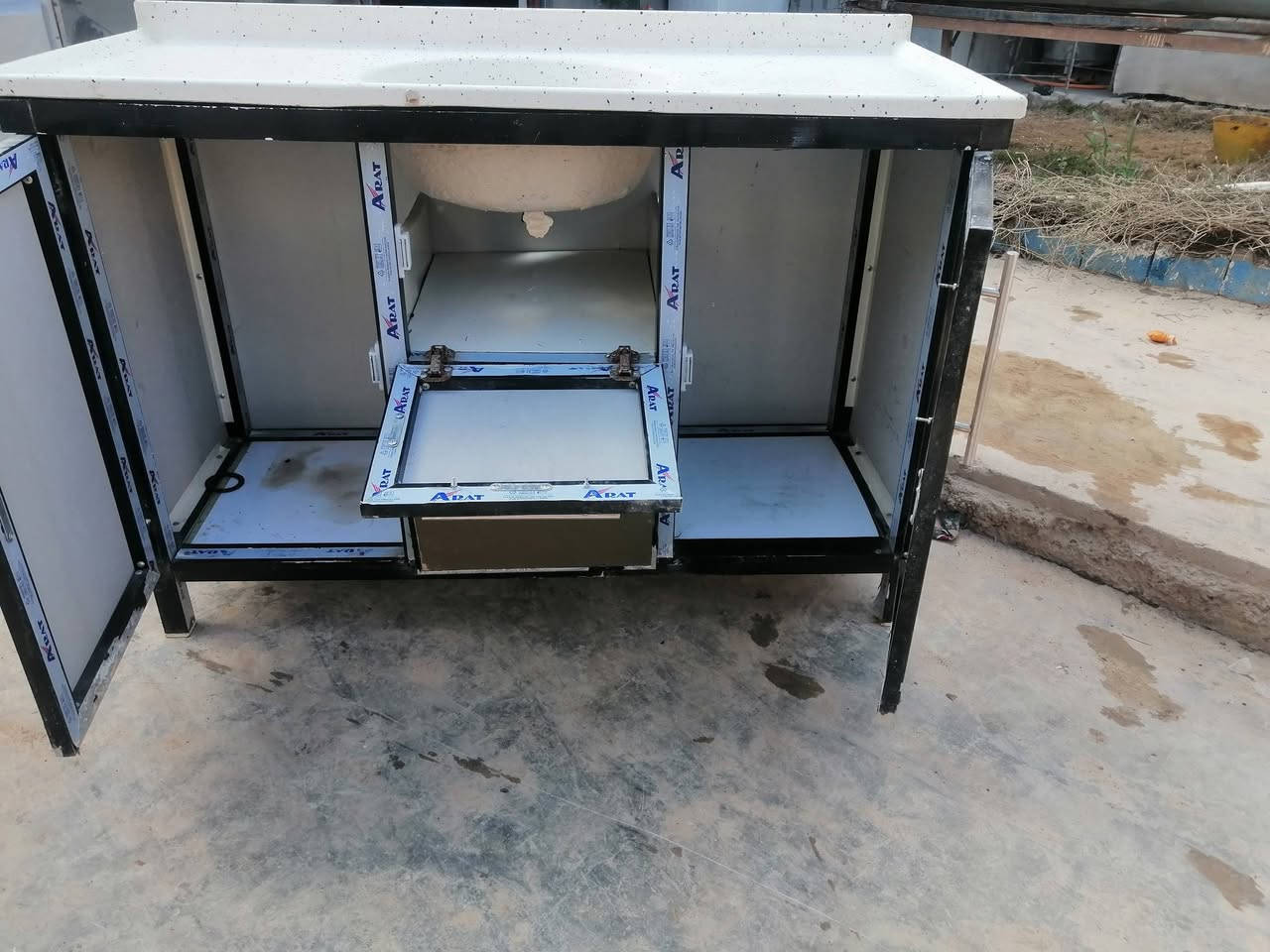 سنك مرمر للبيع سعر 70 بمجال رقم الهاتف *********** داقوق الكنيسه
