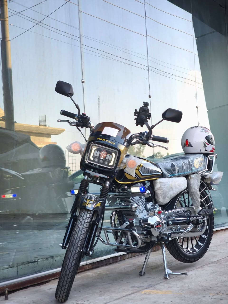 السلام عليكم موطور بارت محرك 200 موديل 25 مستعمل قليل سعر خاص رقمي وتساب *********** بس وتساب متواجد رجاء الي مو شراي لايكسر سعر وشكرا 💯
