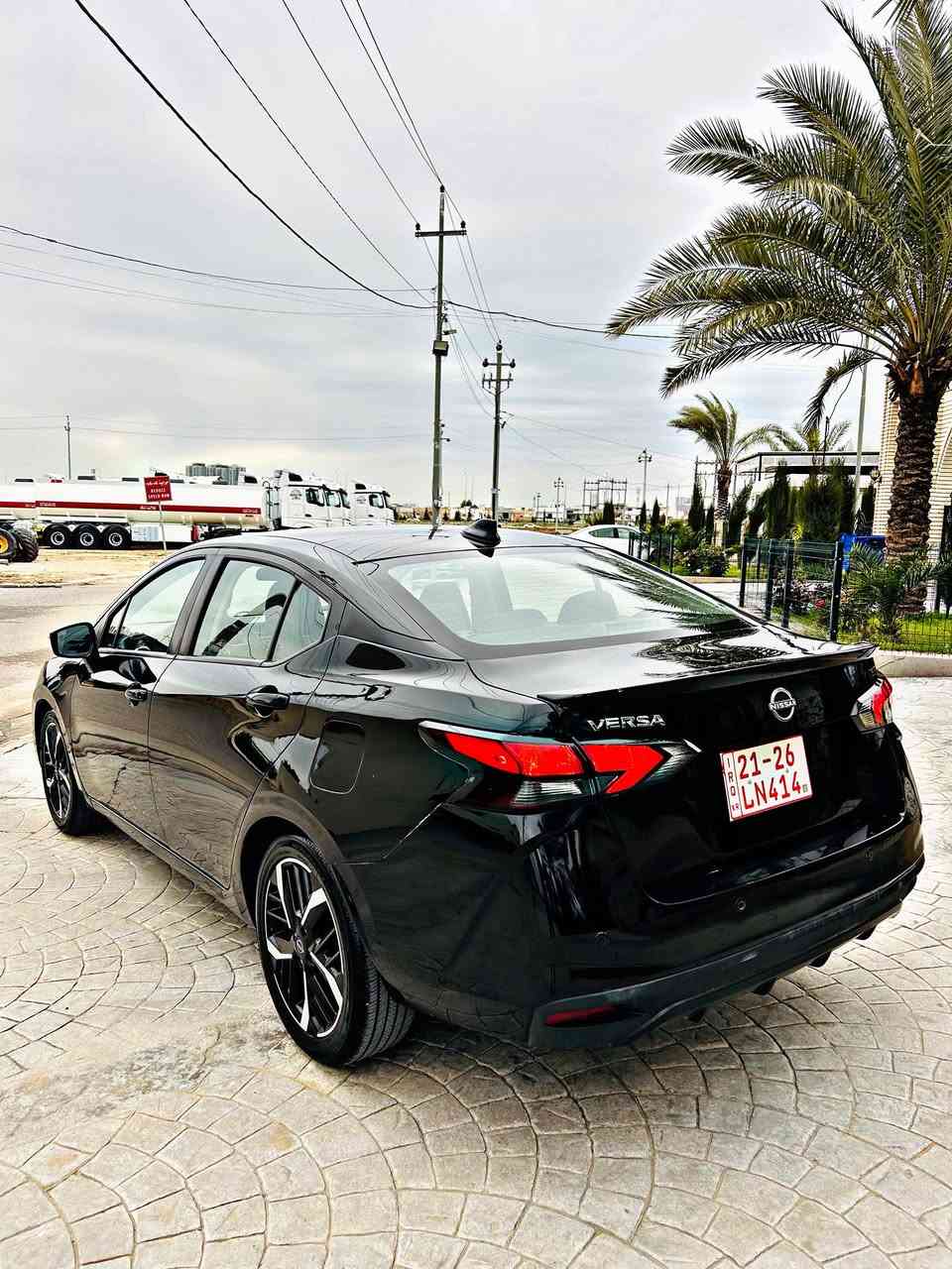 سلاو هاوریان
 نیسان ڤیرسا 2024 SR 
رەش قەتران فول مواسەفات
 
- رادار 
- گیچ ئەلیکترۆنی 
- کوشین هیتەر 
- بەسمە 
- شەغال 
- لایت لید 
٤٣مایل رۆشتوە :
پارچە تەنها چاملغی پشتەوە لای سایەق سبوغە لەگەل بەس جی رەقەمەکەی لای خوارەوە سندوقی سبوغە 
کاتیە 
 3N1CN8FVXRL848647
شوین هەولیر 
رەقەم تەلەفون :***********
