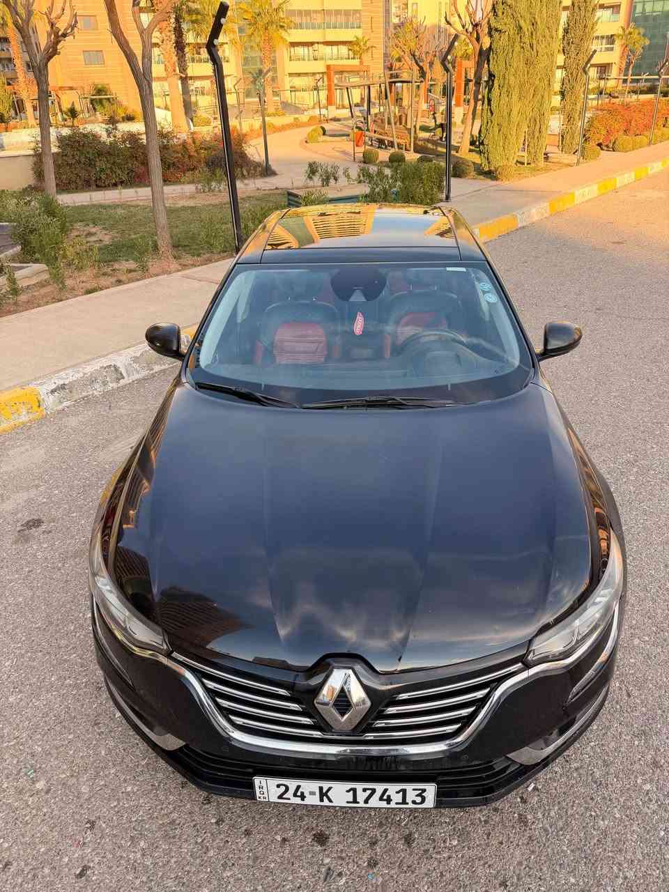 رينو تاليسمان 2018 
مكان سيارة دهوك
مواصفات السيارة فول 
- محرك 4 اسطوانات 16 turbo مرتبط ب ناقل حركة أوتوماتك 
-بصمة تشغيل وابواب ، فتحة سقف بنوراما
-شاشه لعرض الكيلو متر داتا شو - مقود كهربائي 
-هاندبريك كهربائي ، عداد الكتروني ديجيتال متغير
-اريل نفكيتر (GPS) ، اناره الداخليه للدشبول والابواب 5 الوان متغيره 
 - وسائد هوائية عدد 6 -نظام تحديد مسار الطريق  ، 
نظام auto hold نظام auto park -رادار جانبي 
 -مانع انزلاق المكابح - برنامج الثبات الاكتروني 
- تنبيه بصري للسرعة  - نظام تثبيت السرعة(كروز سرعه)
-نظام تحديد السرعة - نافذة خلفية مع خاصية ازالة الجليد 
-مصابيح اماميه زينون. -  مصابيح امامية  LED  
- تكييف اوتوماتيك امامي وخلفي  
- راديو ذو صوت ثلاثي الابعاد نظام توجيه معزز سستم سماعات BOSE
-  حساسات خلفية  واماميه وجانبيه
- قفل ابواب مركزي مع جهاز تحكم عن بعد للاقفال
-  نظام صوتيRadio+ MP3+ USB+ AUX+ Blueto
تفاصيل وتحكمات شاشة السياره
-شاشه حجم كبير -تحكم ب اناره الداخليه 
-تحكم ب تكييف السياره -تحكم ب اناره الداخليه لدشبول وابواب السياره -تحكم بسرعات تدليك المقاعد لاماميه
-تحكم ب وضعيات القياده  تفاصيل مقاعد السياره
 -مقاعد جلد ب  -مقاعد تدليك مساج 
-تحكم المقاعد كهرباء-تدفئه تكييف مقاعد اماميه
-تدفئه مقاعد خلفيه
 السيارة بدون صبغ 
للتواصل : 
***********
‪***********‬ سميل, دهوك
