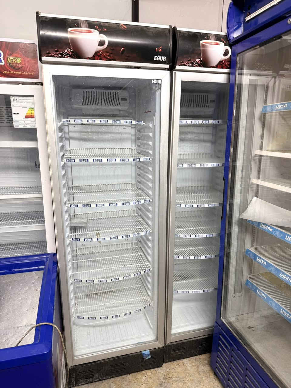 عارضات للبيع عمودي ثلاثي طرح مترين ونص تركي الأصلي زان عمودي تك باب ٢٢ قدم و٤٠ قدم طرح ١٦ قدم اخو الجديد الشراي يتصال *********** واكو توصيل
