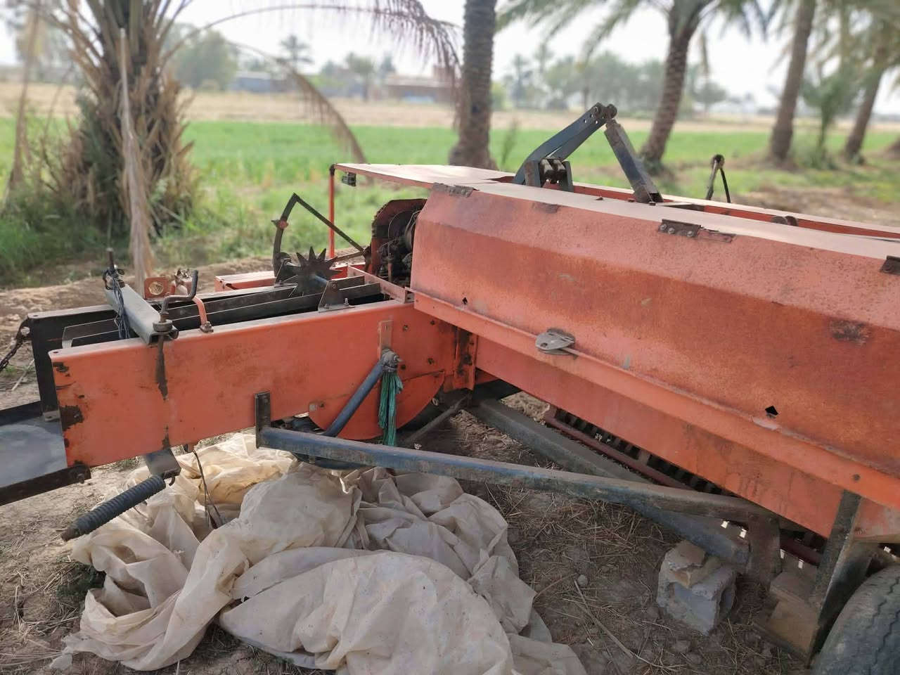 السلام عليكم من رخصه الادمن كابسه ايراني مجموعه جديده نضيفه جديده مستعجل عله بيعتها  السعر مليونين بيه مجال الشراي يتصل ***********
