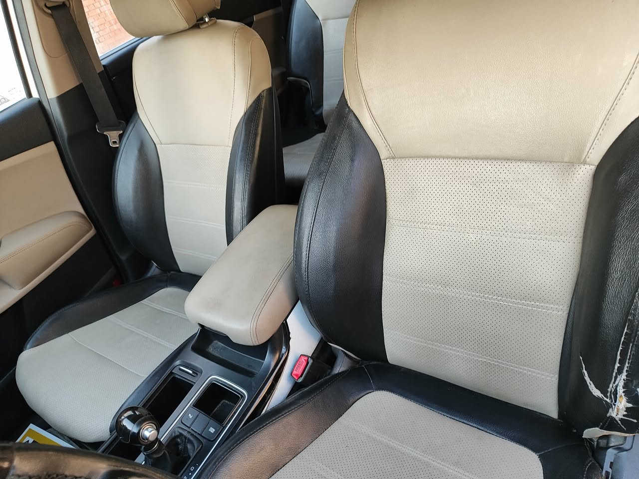 سورنتو 🚙
‏‎سلام عليكم بيع فقط
موديل٢٠١٨
خليجي
محرك V6 3500

المواصفات 
السيارة كامله
🌹🌹🌹🌹

                       ((((🔴المواصفات🔴))))

1- بصمة 
2- كامرة خلفية
3- حساس امامي
4- حساس خلفي
5- مري شفط
6شاشة كبيرة اندرويد كامرة ذيل 
7- كشن السايق كهرباء
8- تحكمات استيرن جهتين
9- مانع انزلاق
10- اشاير بالمري الجانبية
11- بردات خلفية
12- نضام ترحيب
13- Eco نظام
14- نظام sport
15- ويل كب 
16- بلوجكتر
17- بدأت ستيل
18 لد امامي
19 مري شفط 
20يدات استيل 
21 انارا داخليه 
سيارة كاملة ماعدا بيبان الخلفية مصلح على بارد شي بسيط
 الاتصال على الرقم *********** 
 مكان السيارة
كربلاء المقدسة
سعر ٢٢٥
رقم ذي قار باسمي
