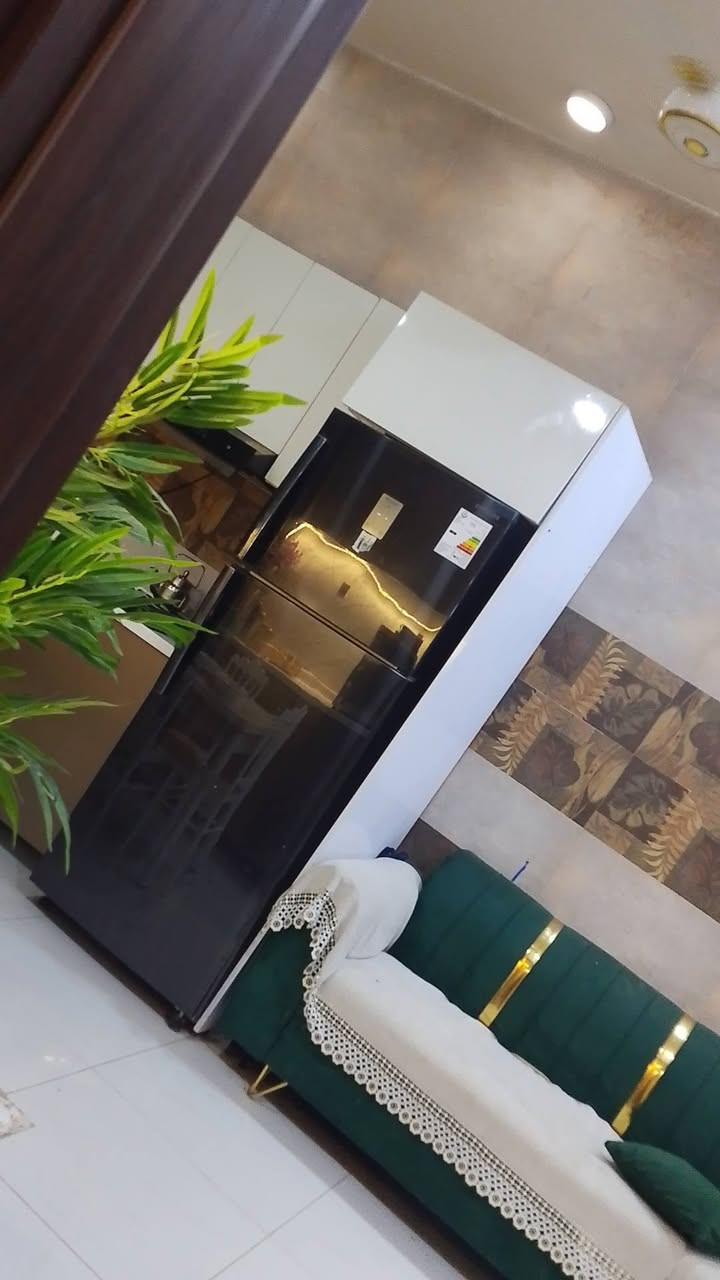 بيت للبيع موقع ممتاز
بيت للبيع بين مسجد الكوفه ومسجد السهله الجماعه الجديده قرب الشارع الرئيسي العام

قرب  مستشفى العراقي الأهلي 

البيت مع الأثاث 

بناء صب السقف والارضيه صب ٣٠ سنتم تحت البورسلاين 

سيراميك اسباني حمام غربي داخل البيت وحمام خارجي شرقي غرفه ٦ ب٣ و٦٠ سنتم 

واستقبال ٥ ب٣و٦٠ سنتم 

صاله ومطبخ مفتوح ١١ متر ب٣ و٦٠ 

مدخل على عرض البيت عرضه واحد وربع بيتونه ٤ب٥

مساحته ١٠٠ متر كامل الأثاث حتى الغرفه جديده أثاث نظيف 

كامل مواصفات
*********** وتساب
