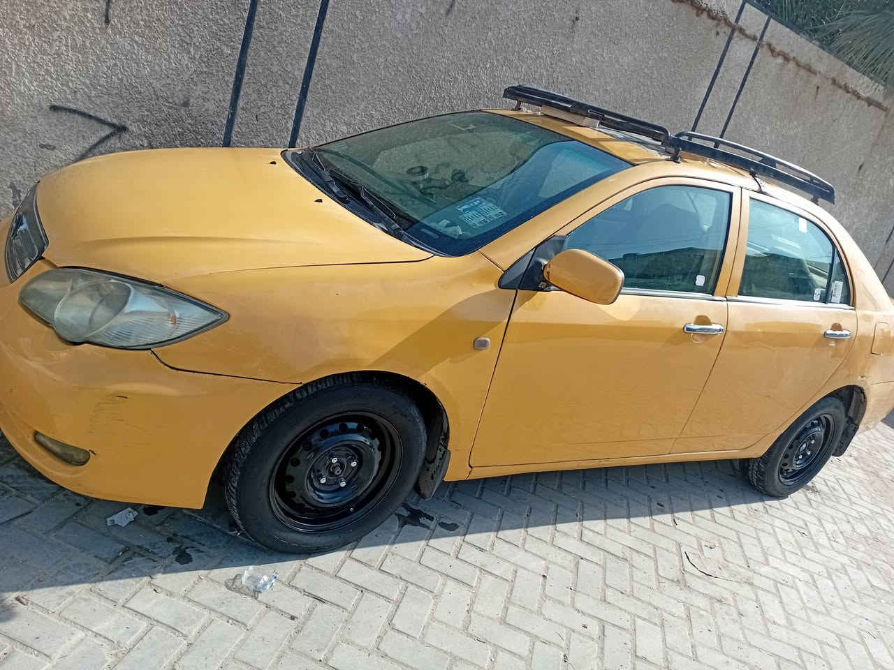 سلام عليكم من رخصة مدير الكروب بيوايدي اف ثري 2011 بسمي رقم دولي بغداد مكينة وكير جدا بيها جبن مشط سعر 48 رقم ***********
