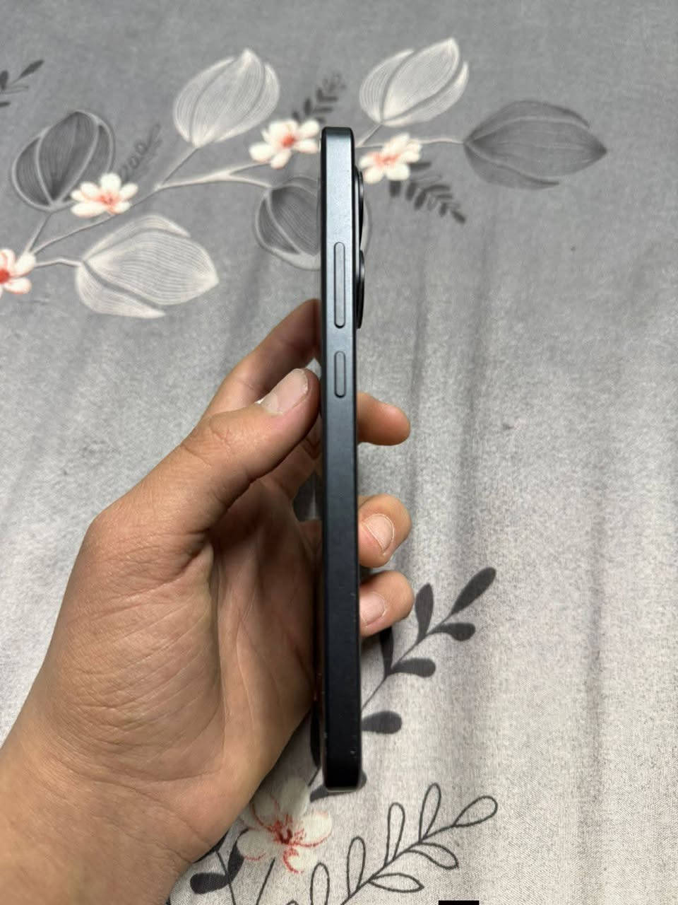 للبيع شاومي بوكو x7 برو 
جديد مستخدم شهرين
ذاكرته 512  
بطاريتة   100 
مع شاحنة 90 واط شحن سريع
شاشة 120 هرتز، في بوبجي 120 فريم
كاميرا 50 ميكابكسل
سعر: 390 الف وبي مجال
مكان: بابل توصيل ماكو 
رقم:  ***********
