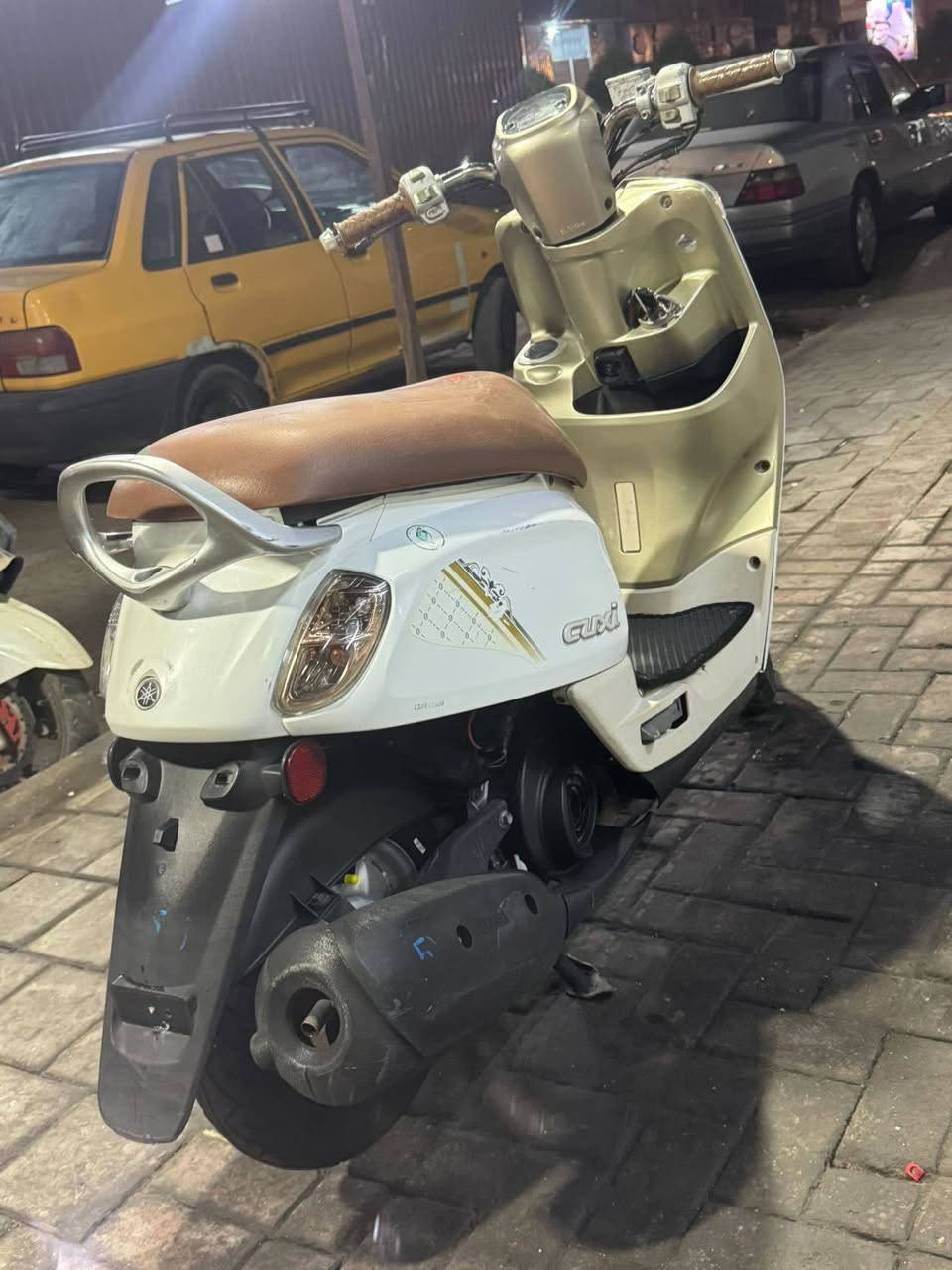 بوليس حديث نوزل يباني كفاله عامه ماشي 62 مال رمبه صارلها شهر من طالعه من معرض مكان بغداد شعب ***********
