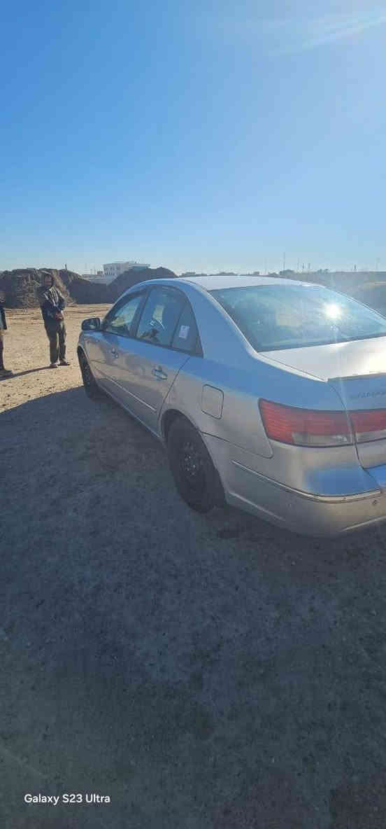 سلام عليكم ورحمه الله وبركاته اخوان سياره سوناتا موديل 9وموضح بالفيديو والصور مكان  السياره سبع البور والاتصال عله رقم ‏‪0782 341 9895‬‏
