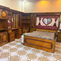 غرفة نوم • مستخدمة ٣ أشهر • كنتور ٦ باب