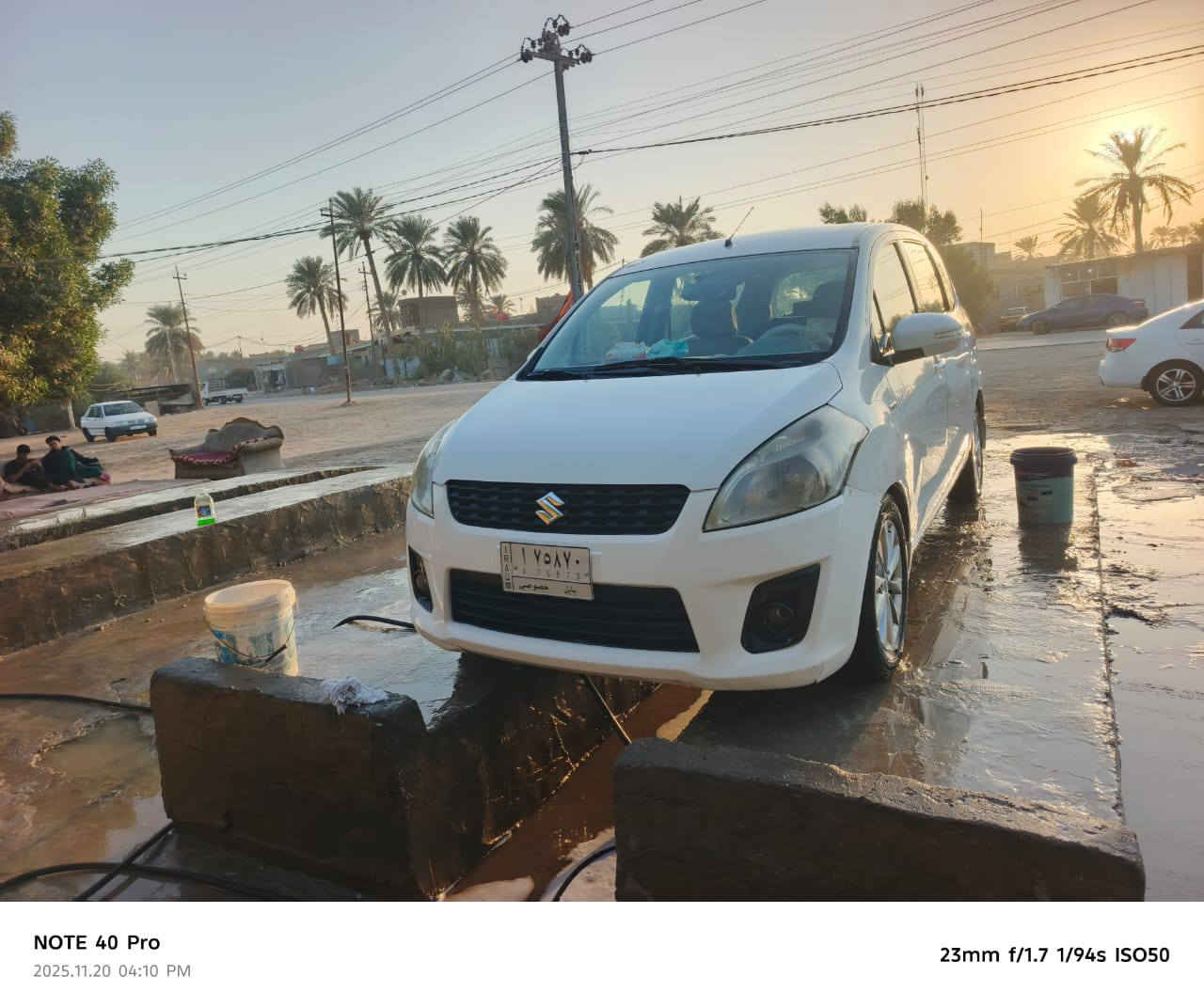 السلام عليكم. سياره ساسوكي ياباني 7 راكب رقم جديد بأسمي مكفوله كفاله عامه.موديل15 .  
***********
