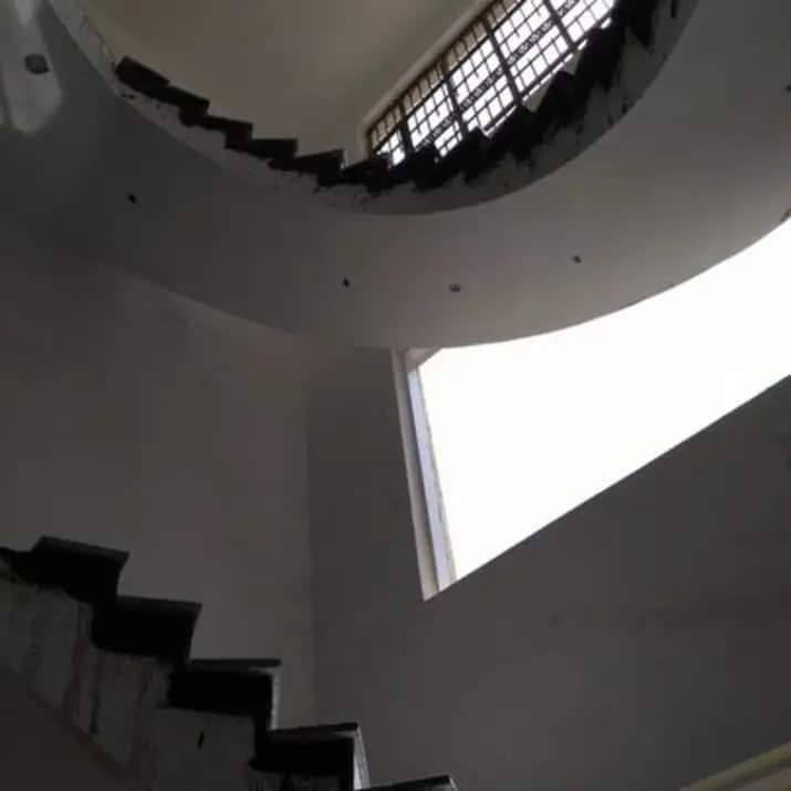 السلام عليكم ورحمة الله وبركاته..
أخوكم خلفة سيراميك (أرضيات وجدران) بخبرة طويلة ودقة عالية في العمل.
مستعد لتنفيذ كافة أعمال السيراميك والبورسلين وبأسعار مناسبة جداً مراعاةً للظروف.
نظافة العمل والأمانة هي شعارنا، والاتفاق يرضي الطرفين بإذن الله.
للاستفسار أو الاتفاق، يرجى التواصل عبر الخاص أو الاتصال على الرقم: [***********]
رزقنا الله وإياكم من واسع فضله."
