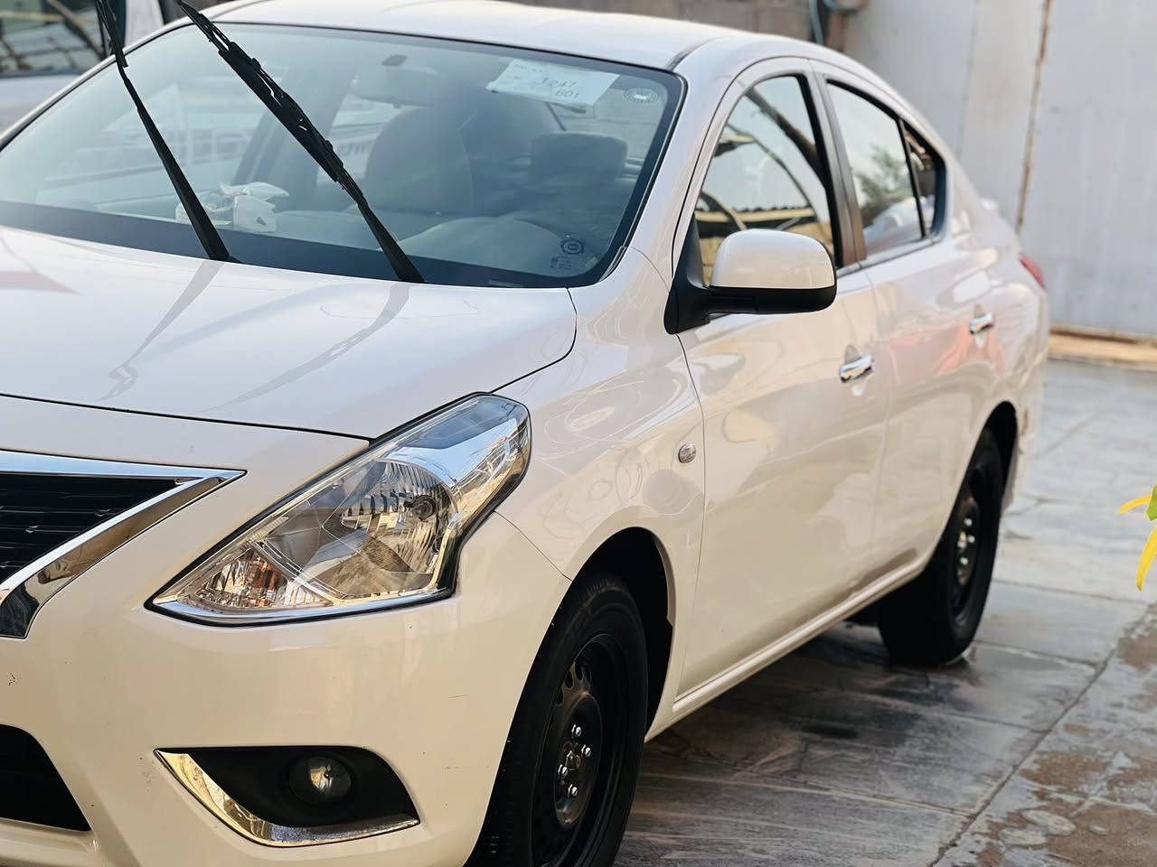 السلام عليكم صني هنديه ام البليته الزركه  مكفوله كفاله عامه موديل 24 مكان البصره  السعر 132 وبيه مجال قليل. ***********
