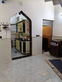 دار للبيع موقع مميز على حديقة عامة بناء حديث طابق ونص للاستفسار على صا...