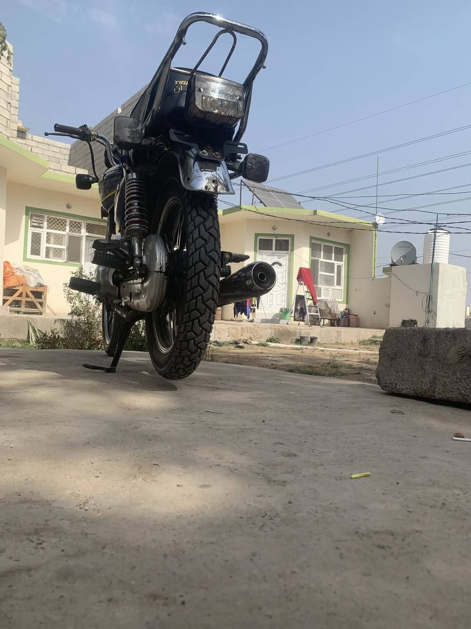 يا الله أسلام عليكم
دراجه سيفان للبيع موديل 24

كفاله محرك ما مفتوح كهربائية شغاله عده الشاشه طافيه 

أوراق بيه شلعه ومعدل بشرط السعر 540وبيه مجال اي ستفسار اتصل ***********المكان تقاطع القدس دور الزراعه
