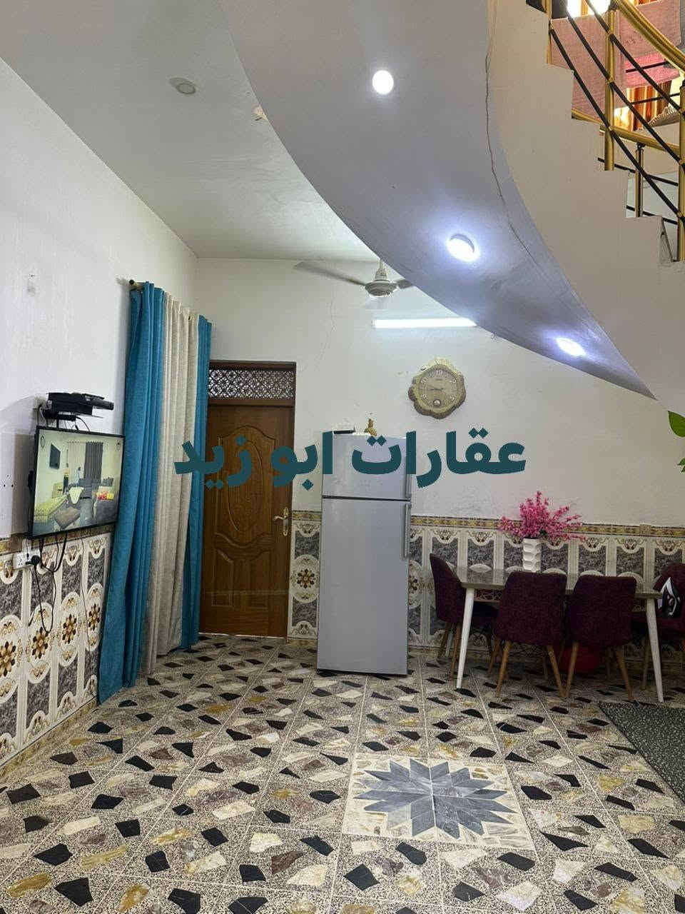 مشتمل للبيع في حي الجبرية الأولى مساحة ١٢٥متر شارع ٦متر 
٣غرف نوم بناء حديث 
بناء درجة أولى 
قريبة على الضباط 
اوراق اصولية 
السعر ٨٤مليون
للإستفسار ***********
