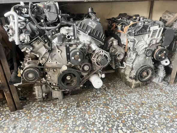 السلام عليكم من رخصت الأدمن المحترم✨
 تم توفير جميع المحركات وقطع الغيار 
للسيارات:(اكسبلور-ايدج-تورس-فيوجن-فوكس-فستا-اسكيب-موستنك)
العنوان:بغداد/الطالبية/قرب جسر الطالبية
للتواصل:*********** واتساب
يوجد توصيل جميع المحافظات
