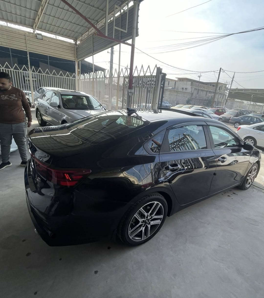 كيه فورتي 2019 
سياره فول سلايت بس بدون بصمه 

شاشه تحكمات ستيرن 
تحديد مسار 

طخم جديد

 تايرات جدد

شرط كير ومحرك شرط
كير at 

السياره احلا من لصور 
الضرر ٣قطع رش فقط بدون دواخل شرط

السعر خاص 
او اتصل 

‭٠٧٧٤ ٨٠٥ ٤٧٣٥‬
***********
