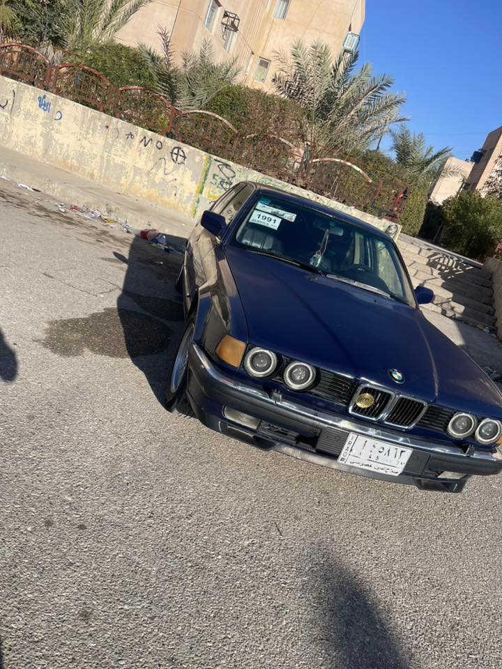 بي ام ٧٣٠ بلاد موديل ٩١
محركها ٣٥ فل 
سنويه لل ٢٩ مشروع وطني شرط التحويل
بدون ضربه صبغ عام جماليه 
تبريد ثلج 
تدفئه شغال 
كشن جلد 
سقف سلايت 
فول مواصفات 
محركها خير من الله لا صرف لا بخار 
سياره حلوه و كاعده 
وياله جديد تايرات جديد باتري جديد
سعر 55 
السياره بكركوك


**إذا كنت صاحب هذا الإعلان وتريد حذفه لأي سبب، رجاءا أرسل رسالة إلى الدعم الفني**