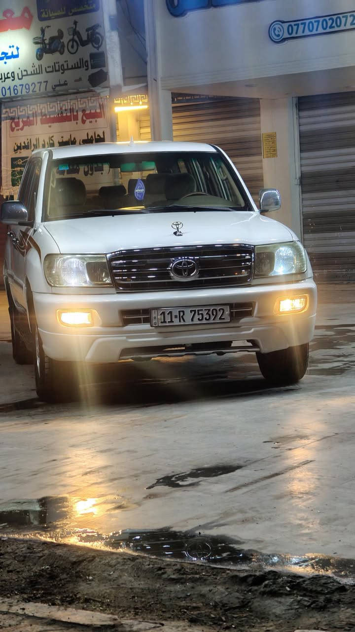 من رخص الادمن للمراوس مع اكسبلور 2010 نيفيا
لاند كروزر مونيكا موديل 2000 

محدثة 2007 بلكامل حتة البيبان 

باب خلفي قطعتين 

رقم بغداد دولي الجديد تحويل ثاني يوم 

سنوية 2029

هزة جديدة 

محرك لكزز ثمانية سلندر 

الغني عن التعريف 

تبريد مركزي ثلاث قطع ثلج وتبريد لكزز معرف 

سبعة راكب 

ثلاجة 

شاشة وشاشة بلسقف 

تدفئة بلكشنات 

منصومة مال عالي وناصي لد نهار 

السيارة بيها رش صبغ اثر التحديث فقط بدون حادث تكم قمارة شواصي لغود كلة كفالة الحمدلله 

سيارة جديدة ومرتبة ومال جناي
رقمي
***********

وبلعافية عل تكون من نصيبة
