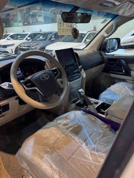 السلام عليكم لاندكروز 2019 ساز محرك 8سلندر 5700 السياره فول مواصفات رقم بغداد ماشيه 110 مكفوله كفاله السياره بيه كم ملاحضة بسيطه سونار مذكور بلصور السعر 565 مكاني بابل للاستفسار ***********
