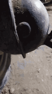 سلام عليكم بيجي سرعه 90 مكينه شلعه معدل فول مال لعب شرط هندر واحد للبيع او مراوس شعندك مراوس نزل السعر 175وبيها مجال المكان كربلاء العطيشي الحسينيه الرقم ***********
