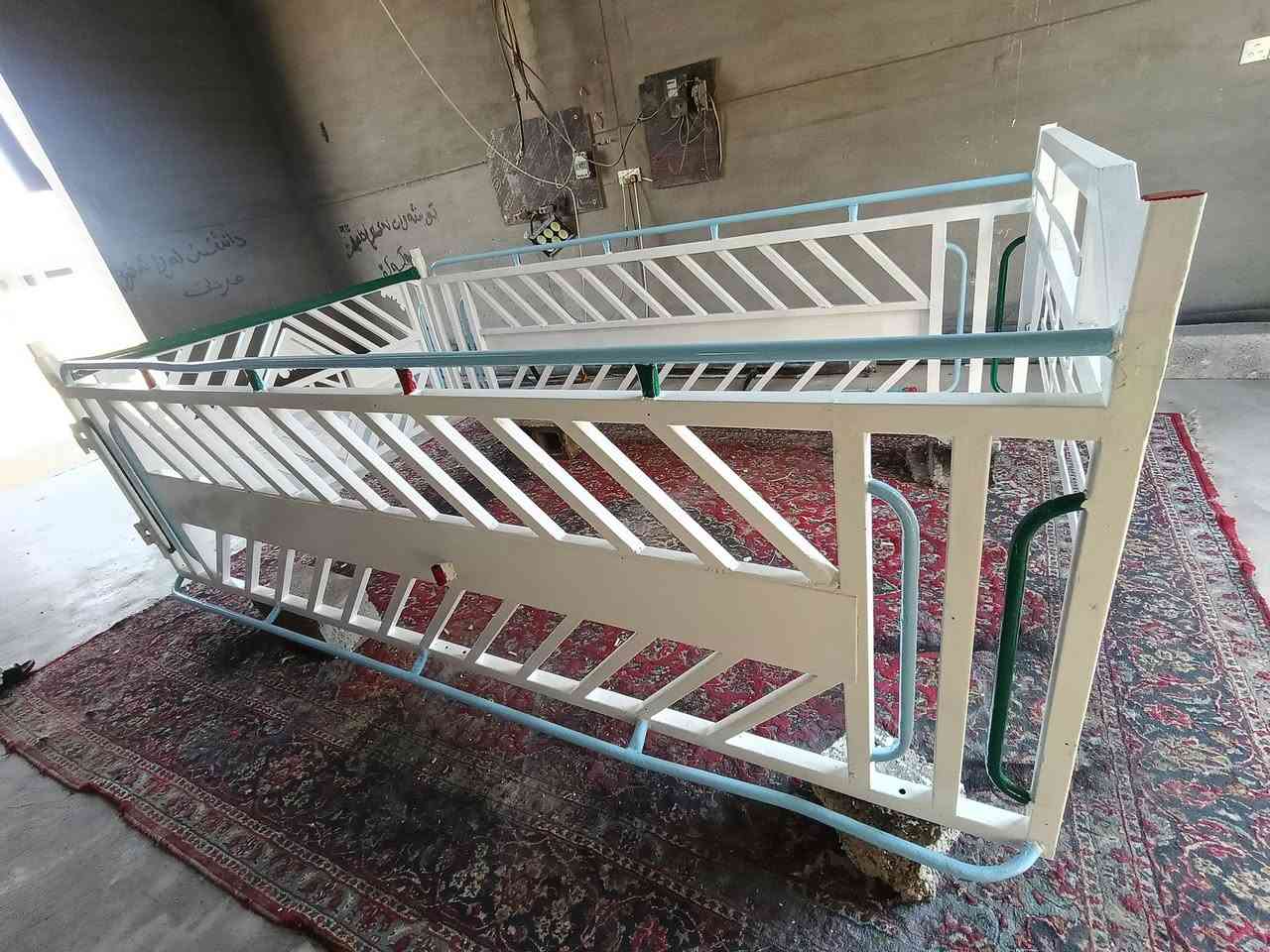 جەمجەی کیای ٢٧٠٠ لە بۆ ٣٠٠٠ دەبی واتا سێ هەزاری دەسکردی قەرەمان حەدادە سبوخی تازە بی شکانو خایس مشتەریت نامە بنیرە یا تەلەفۆن بکە شوێن هەولیر ***********
