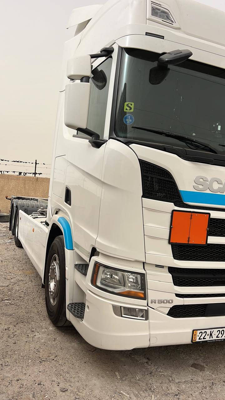 السلام عليكم 
إسكانيا للبيع 2018 حجم R500 للاستفسار ***********
