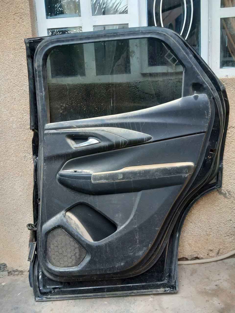 دعامية خلفية وأبواب ايمن أمامي وخلفي بيهن ضربة تريل بلايزر lt للإستفسار واتساب ***********
