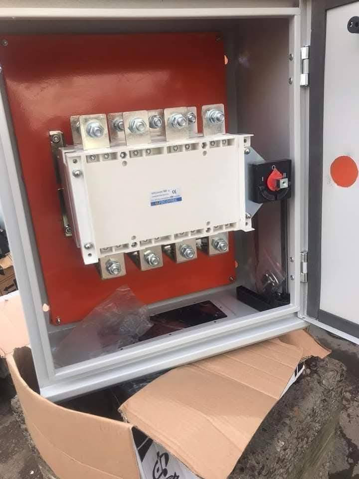 السلام عليكم ورحمة الله وبركاته
السلام عليكم ورحمة الله وبركاته 
يوجد لدينا جنج اوفر الاسعار جمله 
الامبيرات الي متوفرة يوجد لدينا كميه 
جنج سيكوميك 160 امبير
جنج سيكوميك 250 امبير 
جنج سيكوميك 400 امبير  
جنج سيكوميك 630 امبير  
جنج سيكوميك 1000 امبير 
جنج سيكوميك 1250 امبير 
جنج سيكوميك 1600 امبير 
يوجد لدينا خدمه توصيل كل محافظات العراق
العنوان الشورجه عكد النصارى
👈***********👉
