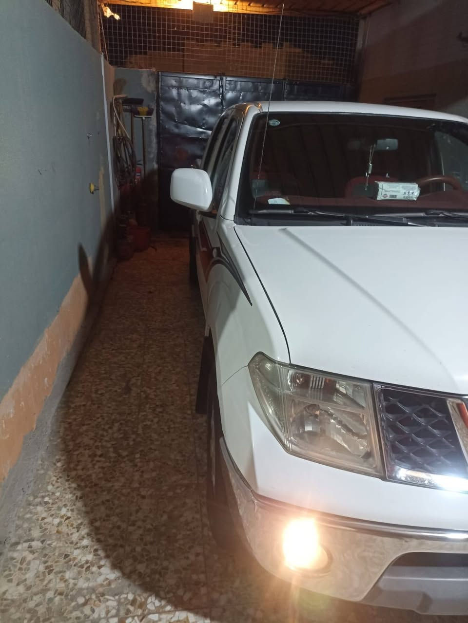 السلام عليكم نيفار للبيع موديل 15 رقم اربيل سنويه 2030 شرط تحويل العنوان البصره الزبير هاتف *********** السعر 115 وبي مجال
