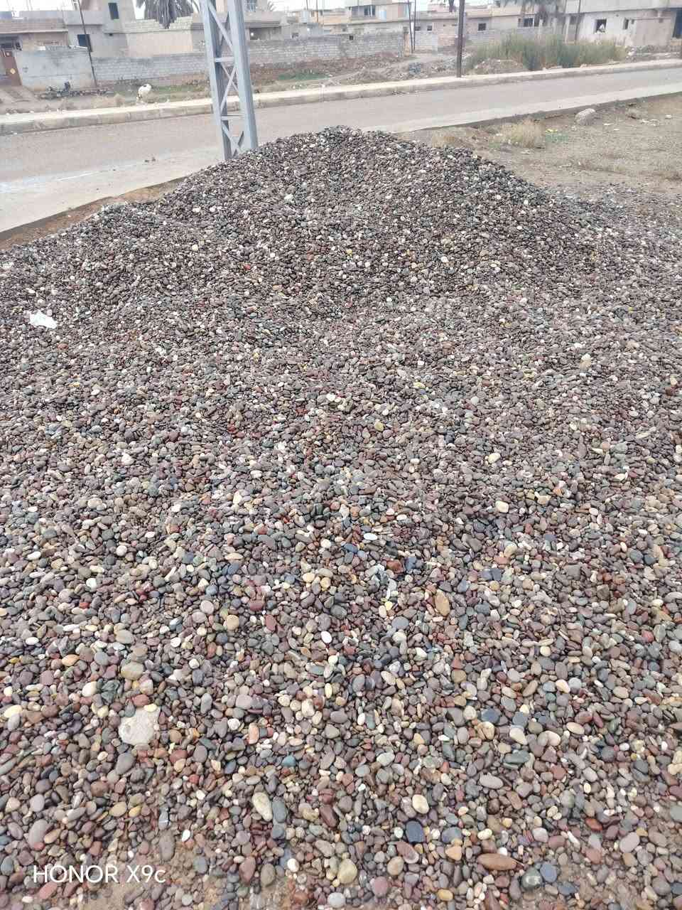 سلام عليكم يوجد لدينا سمنت حمام العليل +بادوشالتوسيع +سنجار+حصو +رمل +بحص ناعم+العنوان جنوب الموصل ناحية الشورة قرب خزان الماء ***********
