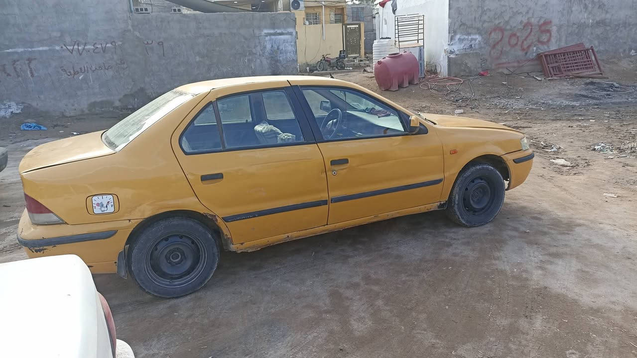 سيارة سمند للبيع موديل 2011 الكشر كدامك بالحقيقه احلى من الصور تجي وتفحص الرقم ذي 
السعر 21 وبيها مجال تفاصيل على رقم ***********
