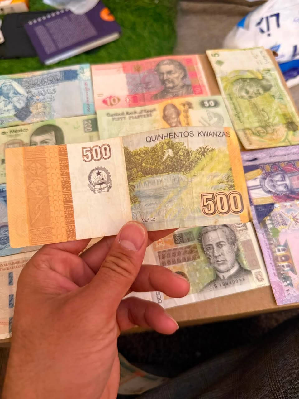 مجموعات فلوس اجنبى للبيع
***********:واتساپ

