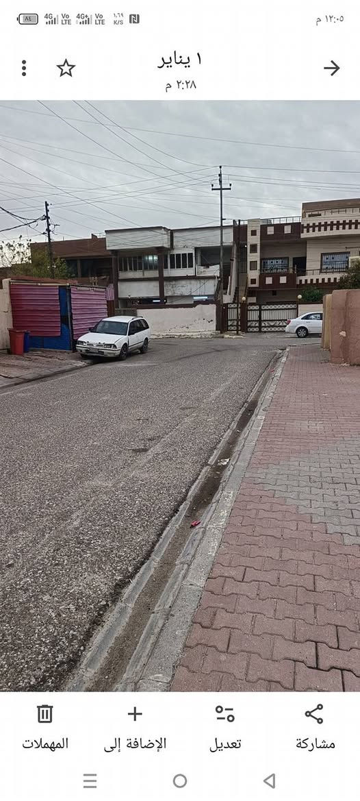 السلام عليكم اخوان بيت 200 م للبيع على طريق المصرف العقاري مقدمه 70 مليون والمتبقي 90 مليون بالشهر 438 مكان البيت بدايه السايدين عصره مفقودين البيت ركن***********
