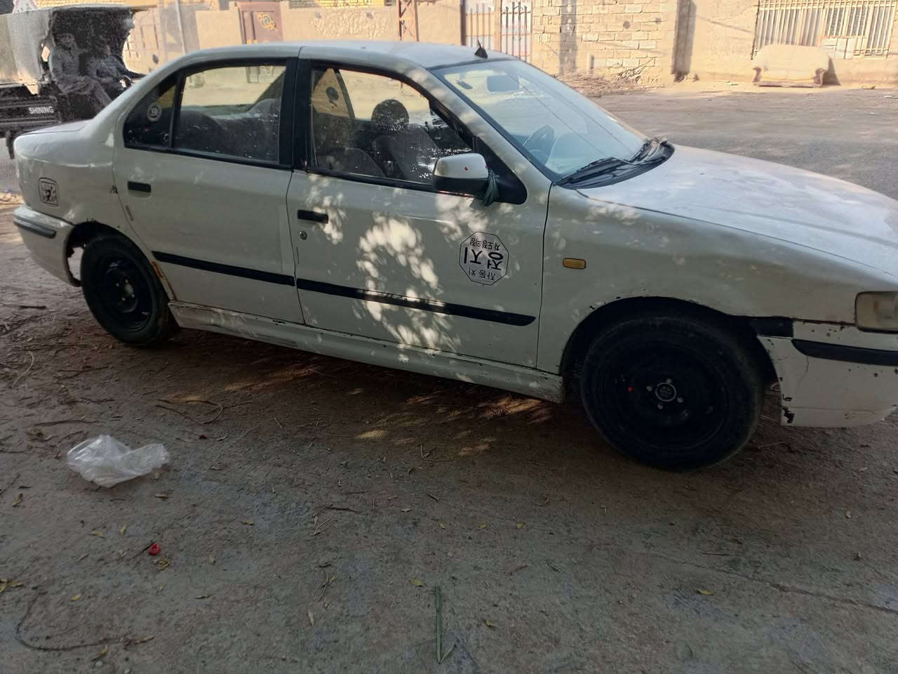 سلام عليكم سمند البيع موديل 2010السياره عوزه حداديه الكدام وتلكيط اخياسات بصيطه رقم قادسيه سعر 30وبيه مجال الشراي )رقم***********
