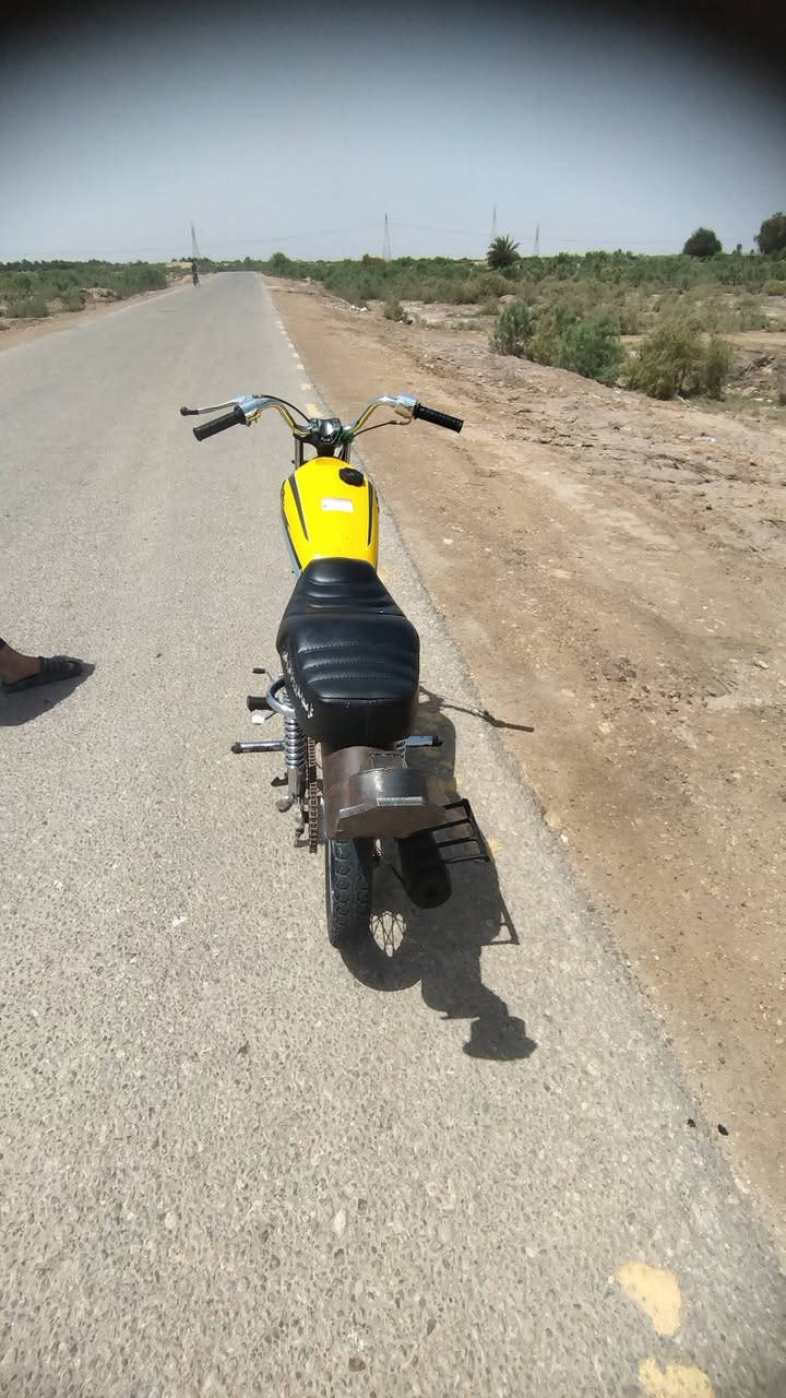 سلام عليكم دراجه سيجي نامه مدلي. 25 مفتوحه بس ولفات فقط سعر 475وبه مجال. المكان دوانيه  هاذه. رقمي  ***********
