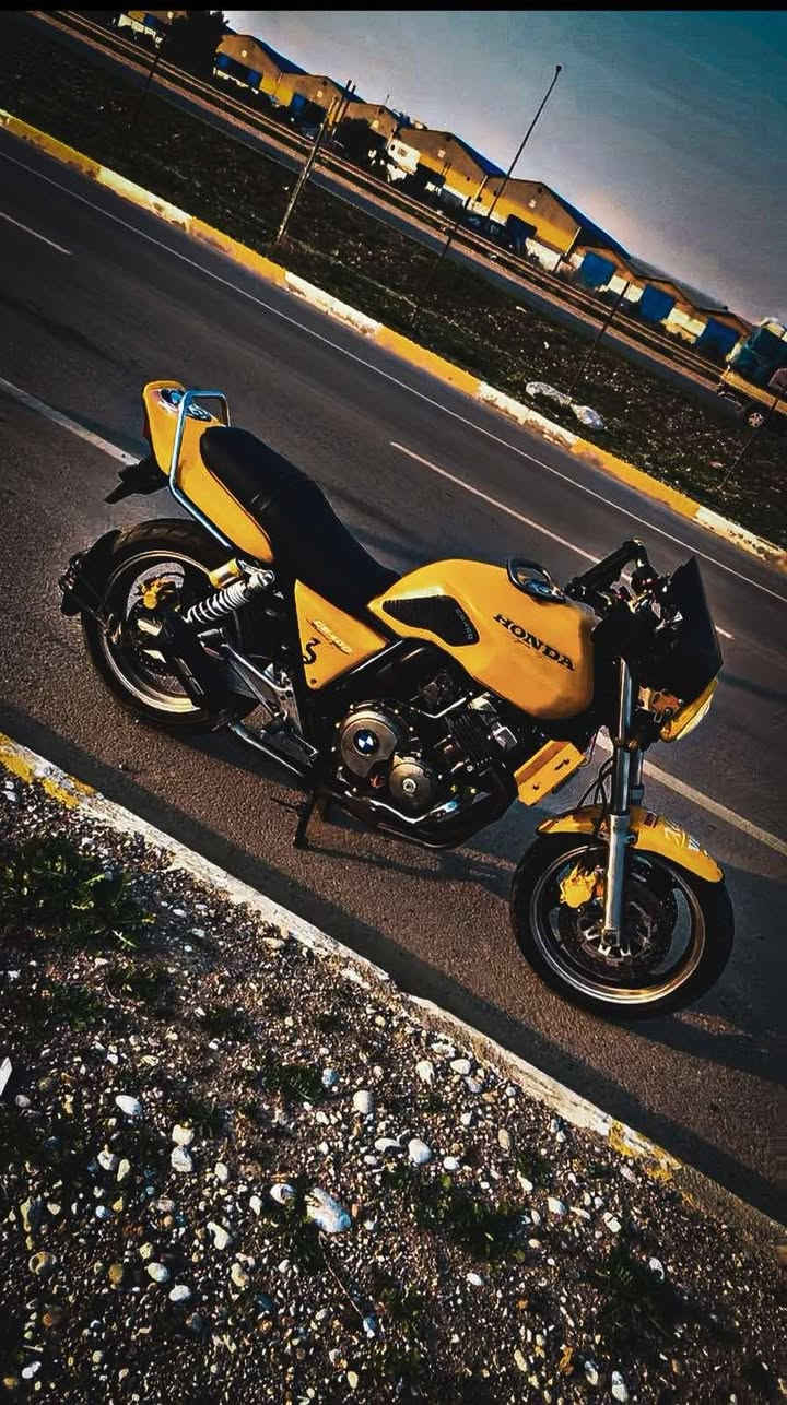 cb 400 بو فروشتن سحرى 15 وه ره قه و كه ميك مامه له أربيل, العراق


**إذا كنت صاحب هذا الإعلان وتريد حذفه لأي سبب، رجاءا أرسل رسالة إلى الدعم الفني**