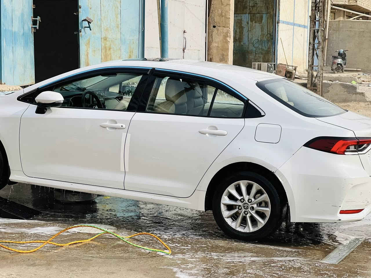 سلام عليكم شباب كورلا زاز شركت تيوته لبيع سياره بيها بارد بس وماشر عليهن جاملغ لخلفي رقم لهاتف *********** سياره رقم اربيل. وصاحبهن. هنا بغداد
