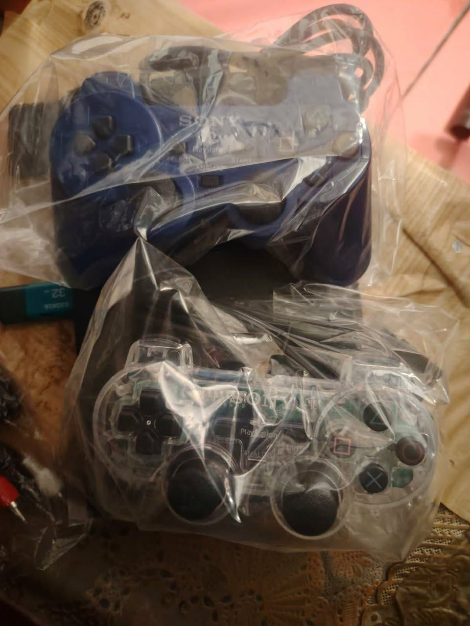 للبيع بلي 2   ps2 بي حوالي 80 لعبه كلش قويات 
بلاك /اله الحرب 1/ اله الحرب 2 / يوربان ريجن حرب الشوارع / دريڤر/ كراش / مورتال / سباق سيارات زوجي 
بيس طوبه  21 24 20 / تكن / كود هاند / جيمس بوند  / وهواي العاب قويه
جوستكين اصلي بي غير مستخدمات جهاز مال باله ملحقاته مجيسه جهاز نضيف السعر 50 وبي مجال قليل .. 
ديوانيه حي الجامعه قرب مدرسة الجامعه الابتدائيه .. 
تفاصيل اكثر خاص


**إذا كنت صاحب هذا الإعلان وتريد حذفه لأي سبب، رجاءا أرسل رسالة إلى الدعم الفني**