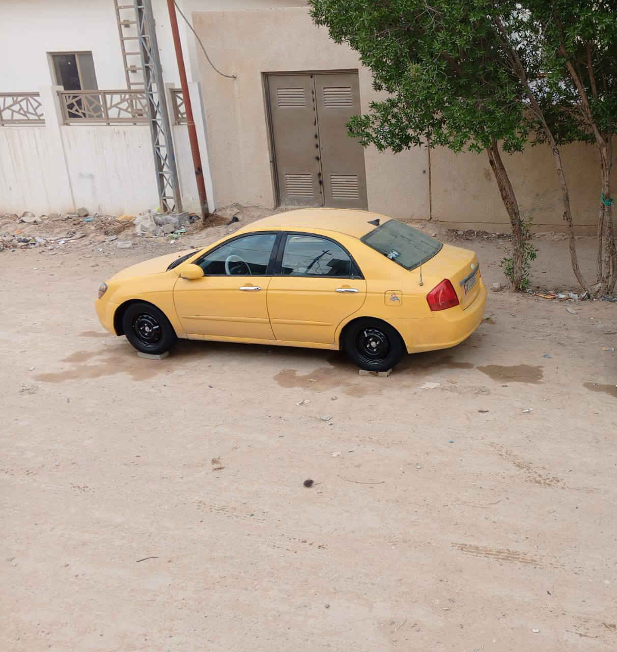 سبكتره للبيع 2009 رقم كربلاء جديد سياره نضيفه مكينه وكير وحداديه جداد سياره مكانه كربلاء سياره بل قصد 40 مقدمه وباقيات 65 وبل شهر ورقتين مكانه كربلاء هاذا رقمي ***********
