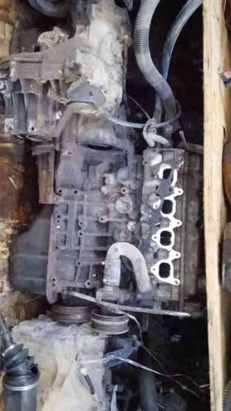 سلام عليكم السلام ورحمة الله وبركاته يتوفر لدينا محركات السيارات محرك كورلا 94 مال حاوية حجم (1600+1800)
وارد يابان يتوفر درايم شفت+ دشبول 

العنوان بغداد الطالبية ساحة 83 مجمع بغداد 

للتواصل الاتصال على رقم الهاتف ***********

يوجد توصيل لجميع محافظات العراق.

جميع قطع غيار المحرك ( دينمو .سلف.كنبريسر.بارور.ديلكو.جويتر.كير )
