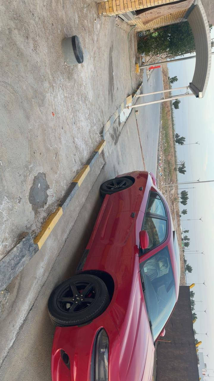 السلام عليكم جارجر للبيع موديل 15 كندي عداد 260 لون احمر سياره كفاله عامه وشويه بيهه مكان بارد بالباب الوره السايق سياره جديده جاهزه مكينه 3و600 تخم تاير وتخم ويل 18 جديد ***********
