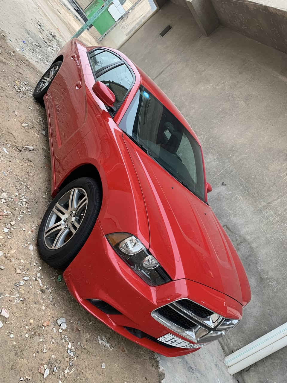 سلام عليكم مايعجبك المنشور اعبره وادعيلنه بل رزق
جارجر 2012 طماطيه وارد كندي السياره كفاله عامه فقط بيها الجاملغ الامامي مصبوغ جماليه ولباقي كله مكفول
 السعر 175 وبيه مجال بصيط السياره عليها ادامه كامله جديده امعنى الكلمه 
مكينه وكير جدد 
حداده 100‎%‎
تبريد ادامه كامله
كشنات مخمل جدد
داخل اسود
ويل خليجي اصلي
تخم تاير 
كهربائيات كله شغاله
ادامه كامله للسياره 
سنويه ولوحات جدد 
تحويل ثاني يوم 

*********** البصره الزبير
