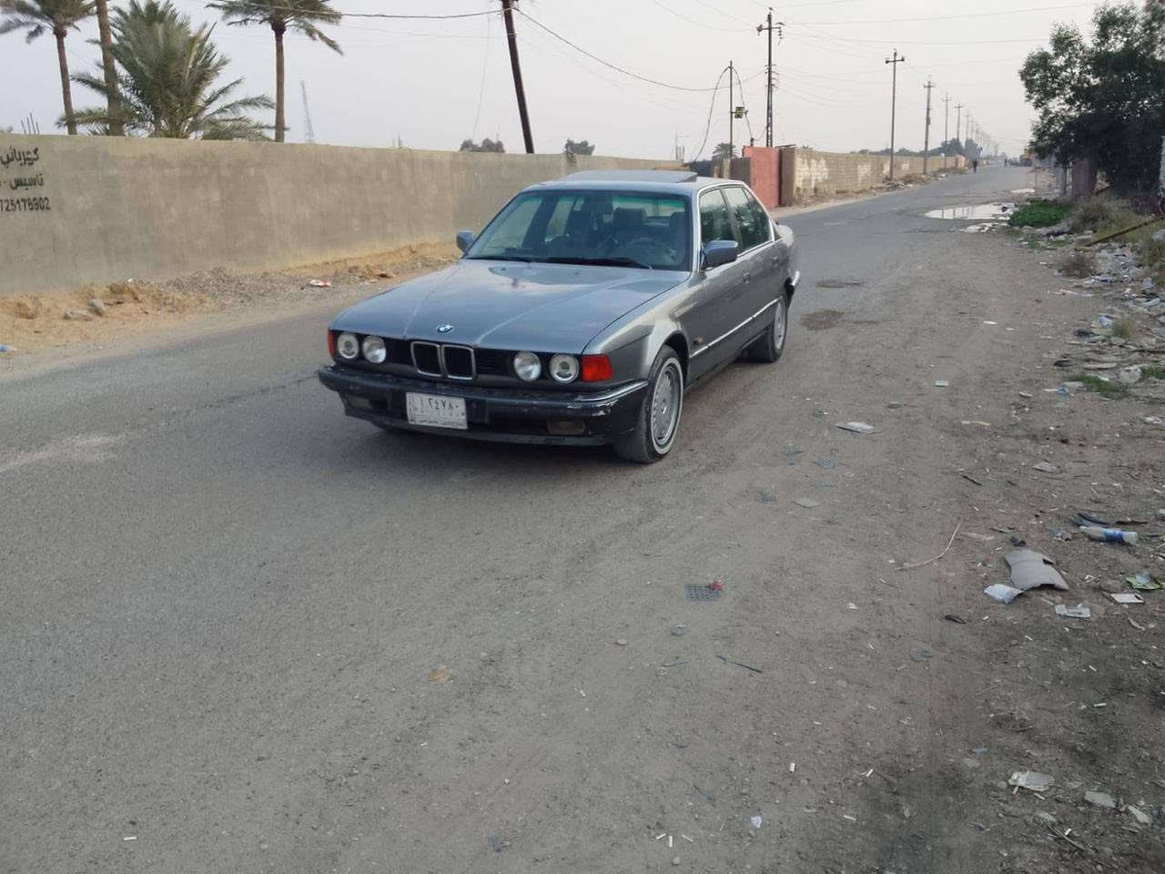 ‎السلام عليكمbmw 1992/735 

‎محرك- كير -كشر- اكسل كله شرط
‎بيها نواقص كماليات فقط خفيفه سيارة كاعده ومابيها مشكله 
‎المكان تكريت 
‎السعر ٤٠ 
***********

