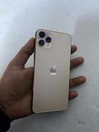 آيفون ١١ برو ماكس • ٢٥٦ • بطارية ٧٩٪