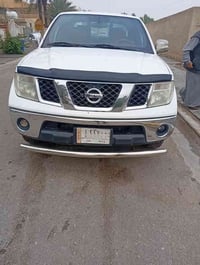 نيسان نيفاره للبيع سيارة كاملة اي نقص مابيها موديل 2014  سيارة تخبل نض...