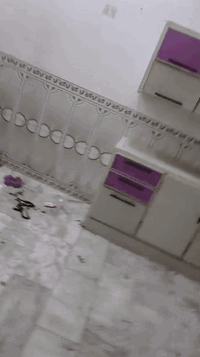 كاونتر 6بوب يرادلة غسلة وترتيبات نضيف سعر 250مكاني حي سلام تصل ***********
***********
