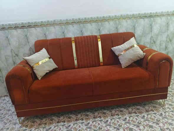 السلام عليكم تخم للبيع جديد مستعمل فتره قصيره سعر 600وبي مجال ***********
